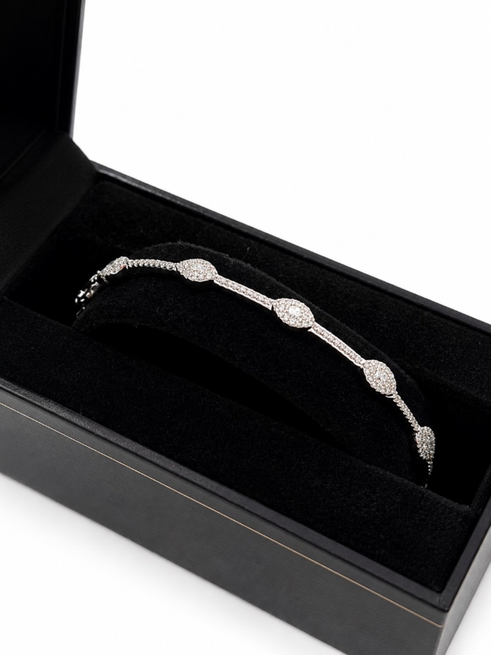XIV Karats Beverly Hills 14K White Gold Diamond Bangle - Picture 7 of 11